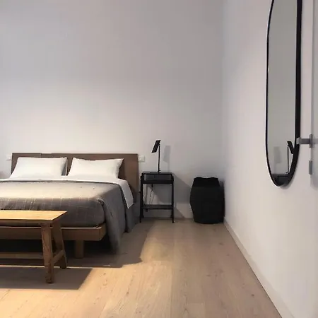 Pensión Whiterooms